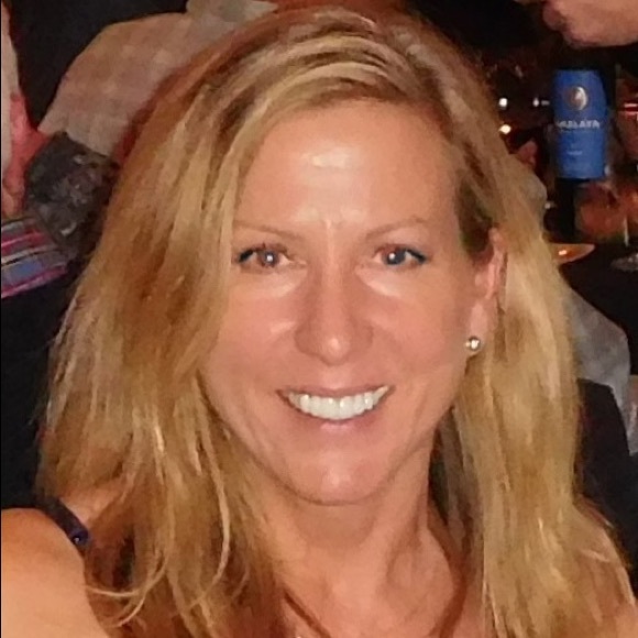 Meet your Posher, Elizabeth - Picture 1 of 1